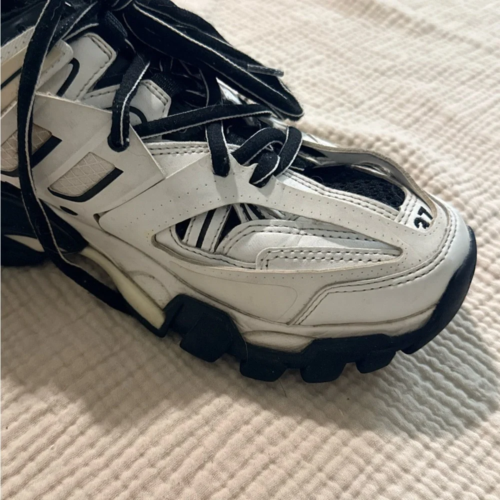 Balenciaga Tracks - chunky white and black track sneakers *read description* - Picture 9 of 13